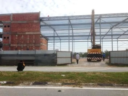 Steel frame erection at an industrial site